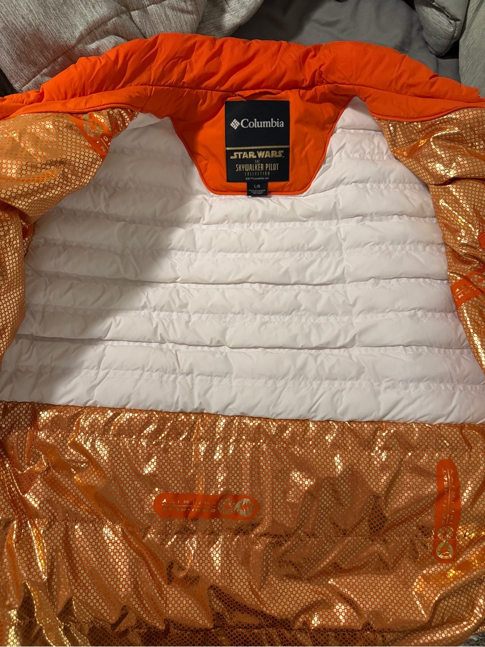 Columbia  X Star Wars Men’s Orange Snow Speeder Pilot Insulated Jacket - Picture 4 of 4